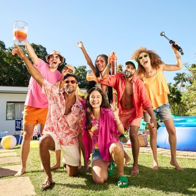 Cadence colore o verão em campanha criada pela Free